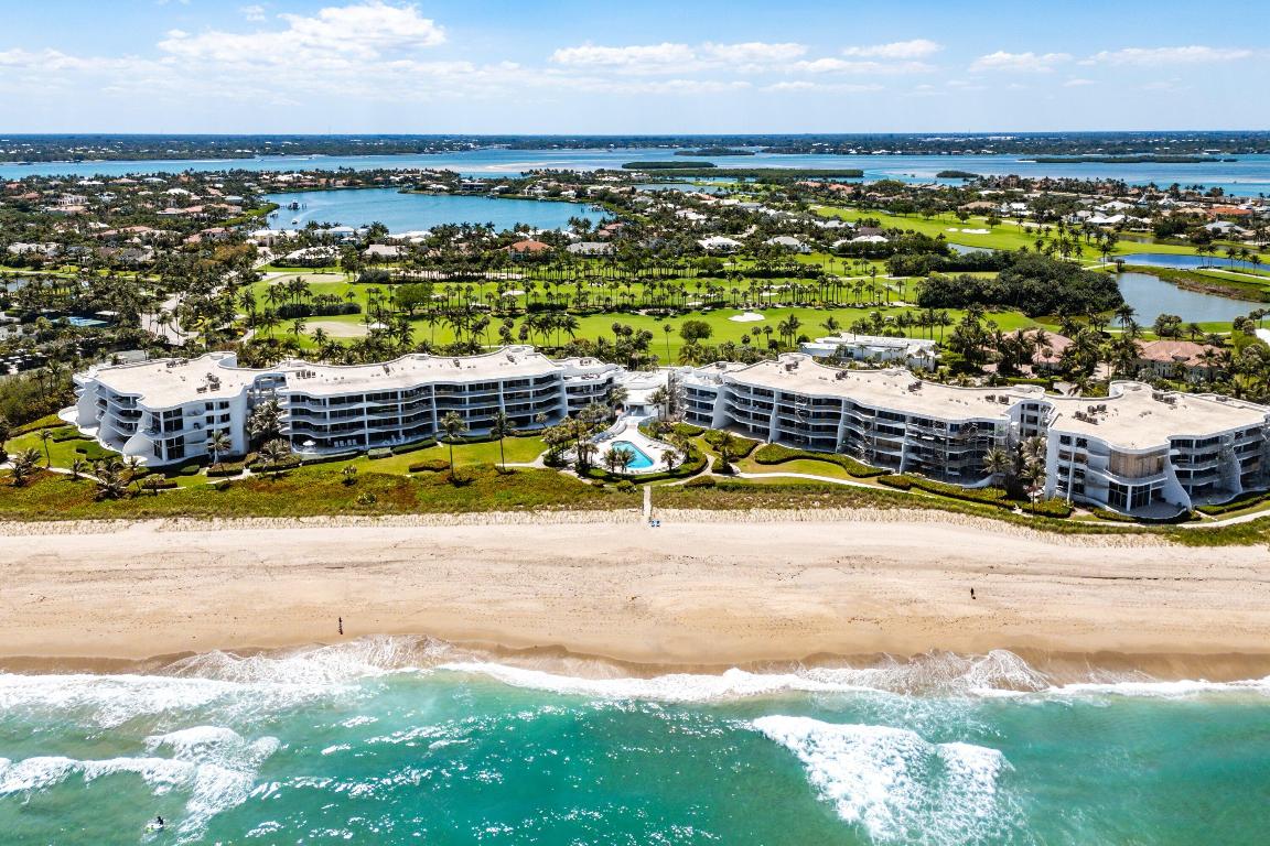 SAILFISH POINT - Residential