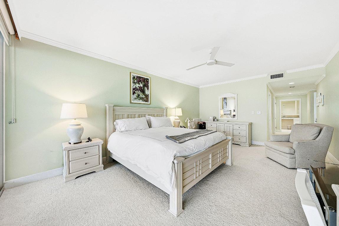 SAILFISH POINT - Residential