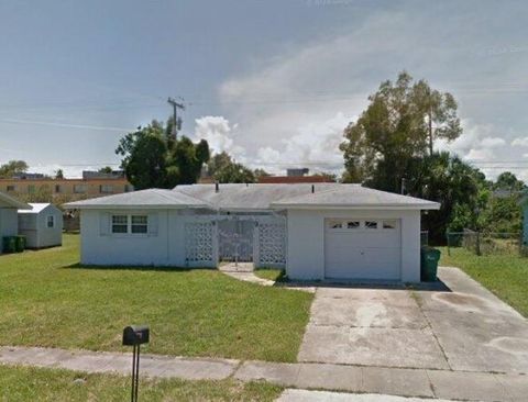 Single Family Residence in Merritt Island FL 785 First St St.jpg