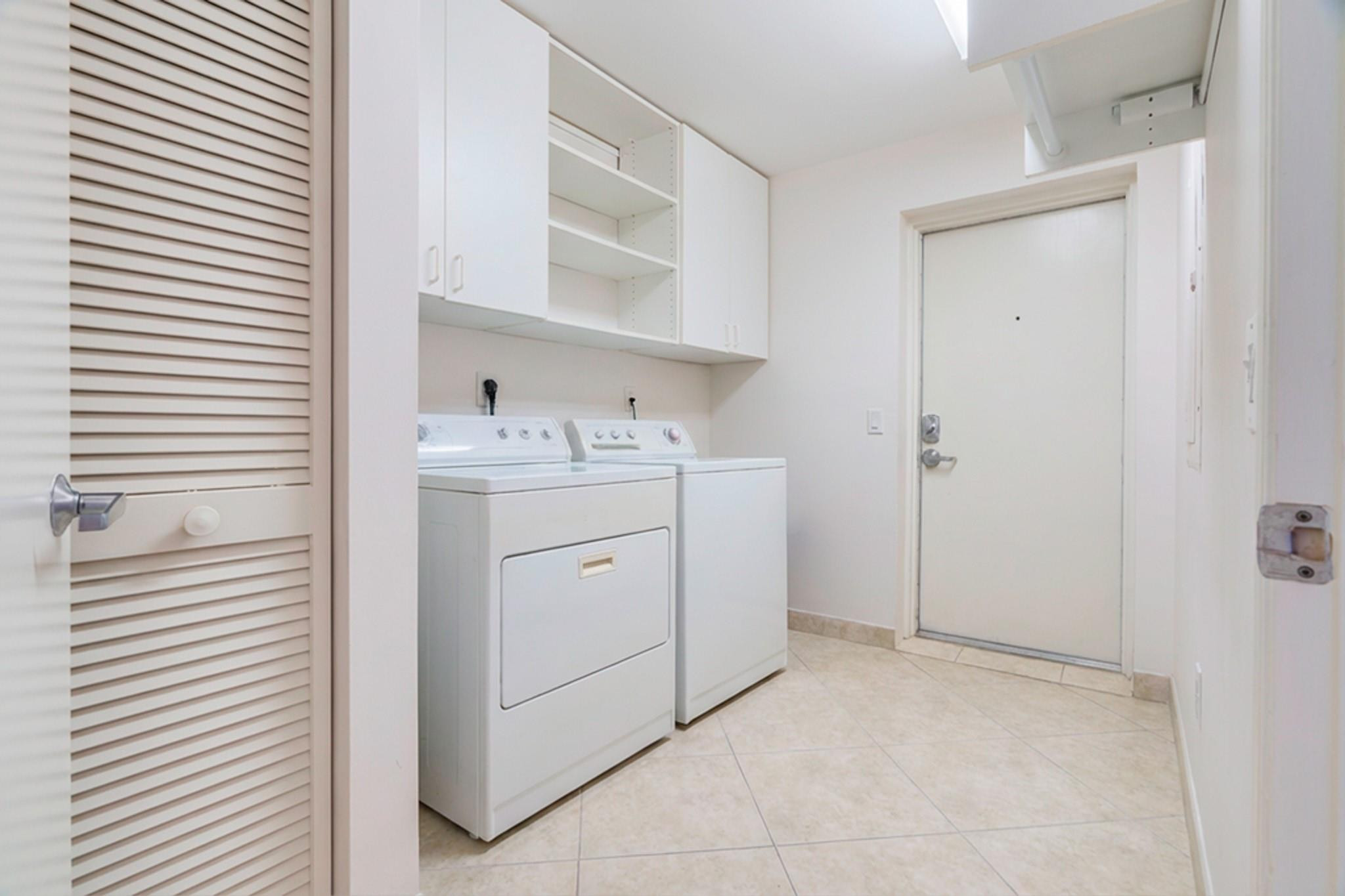 OCEAN PLAZA - Residential