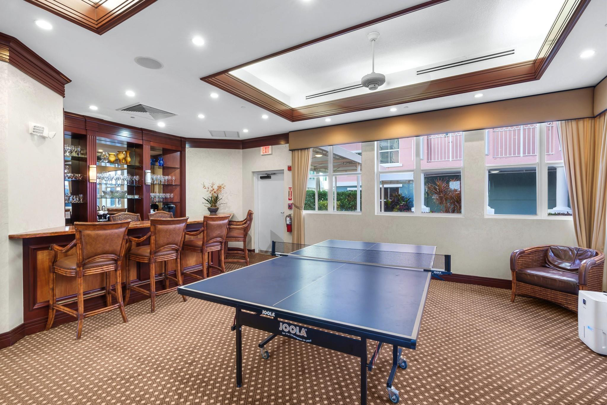 OCEAN PLAZA - Residential