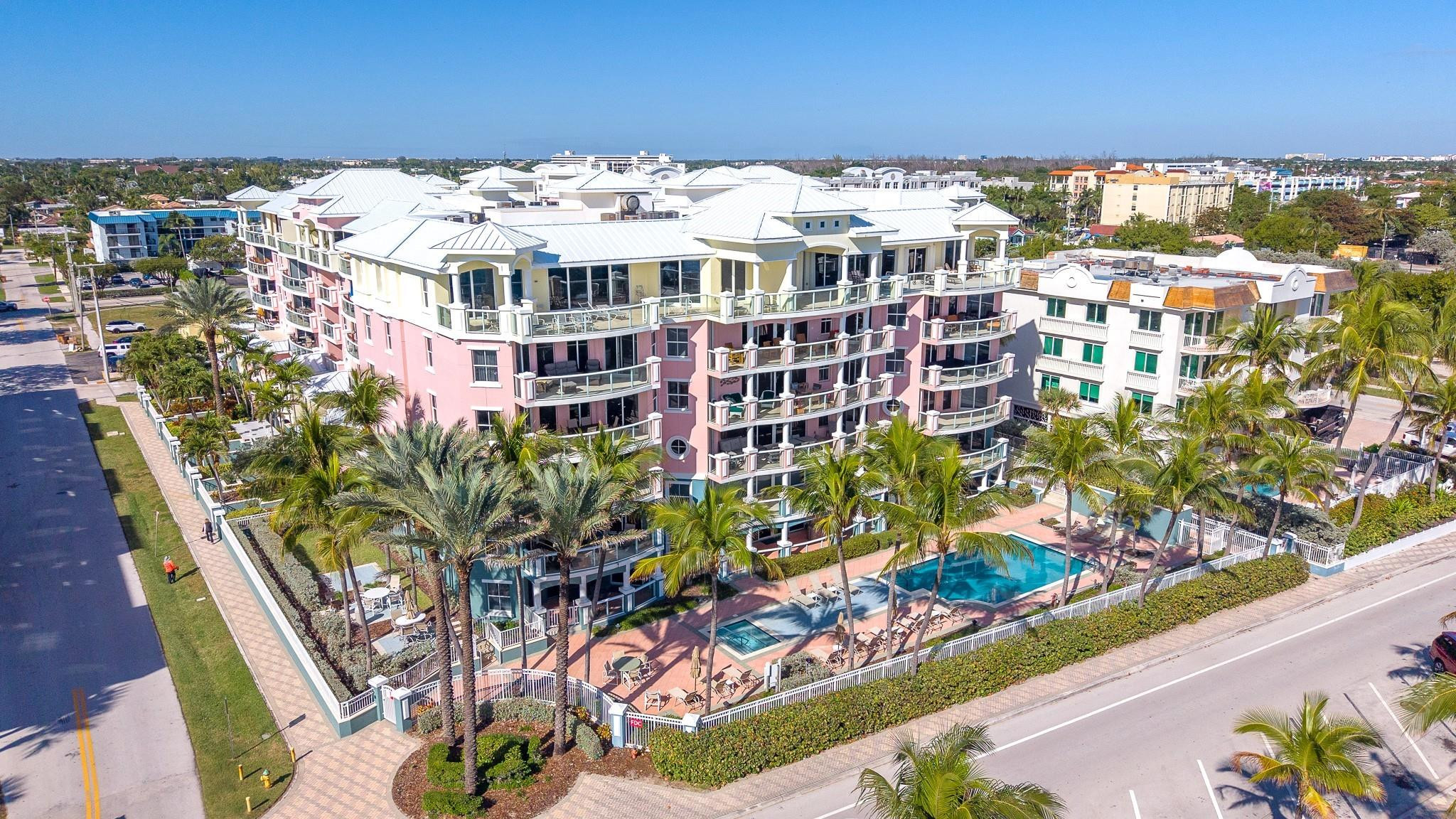 OCEAN PLAZA - Residential