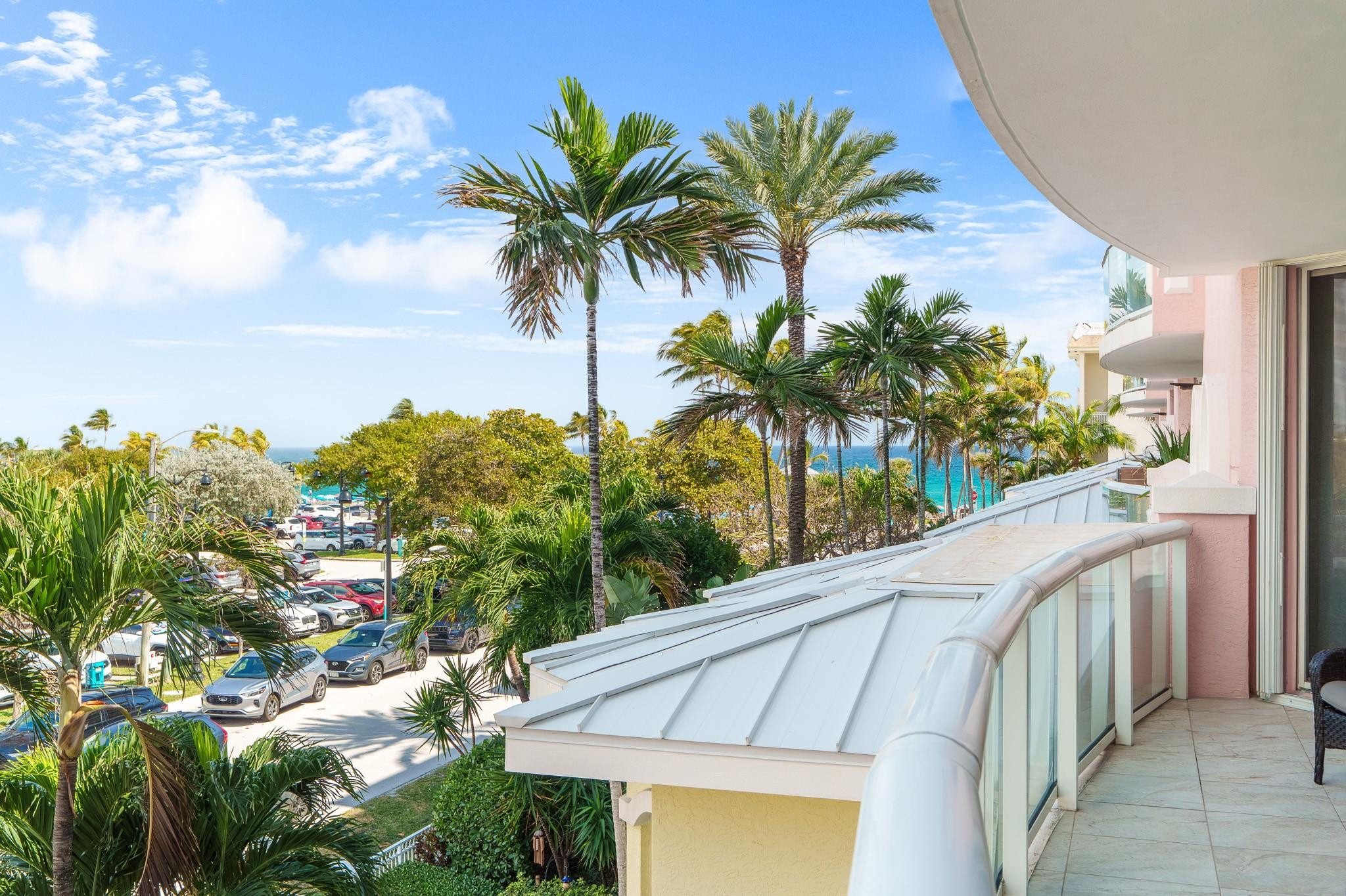 OCEAN PLAZA - Residential