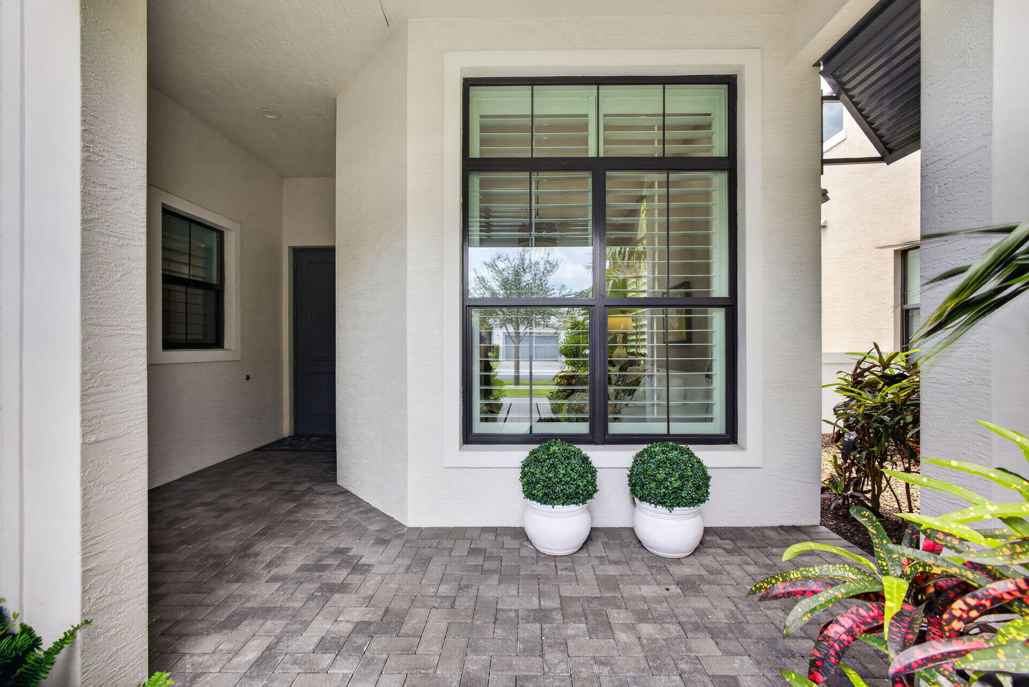 5606 Delacroix Terrace