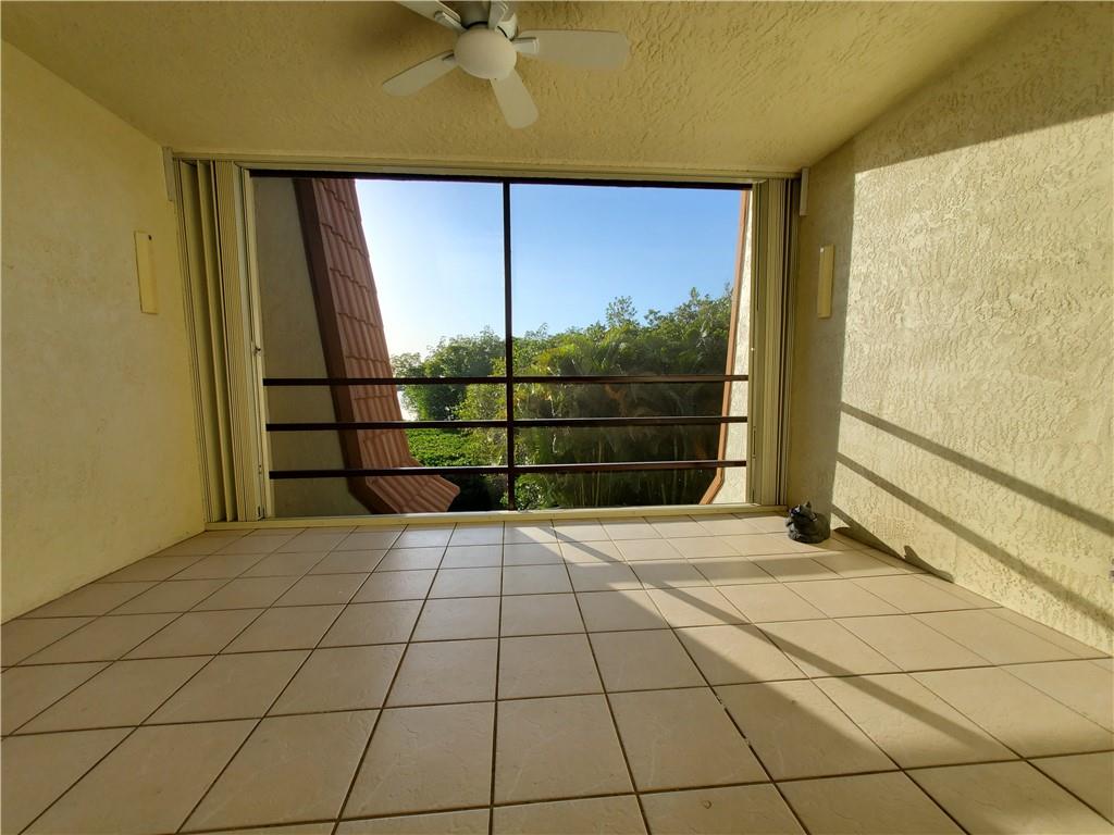 Tarpon Bay Yacht Club - Residential