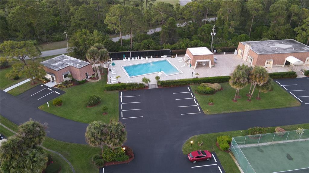 Tarpon Bay Yacht Club - Residential