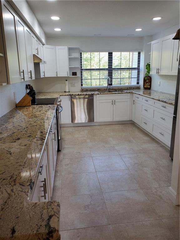 Tarpon Bay Yacht Club - Residential