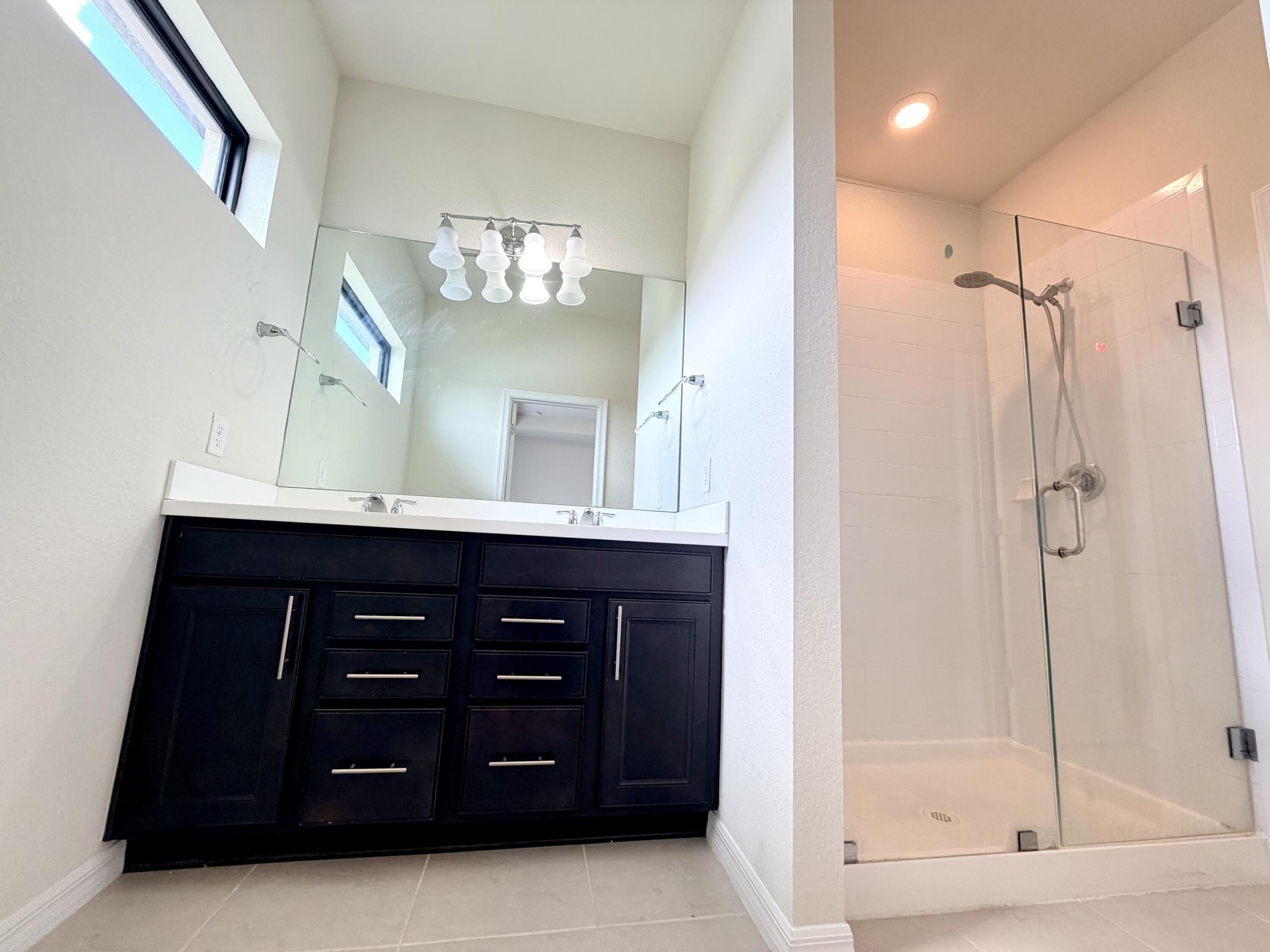 PRESTON SQUARE - Residential Lease