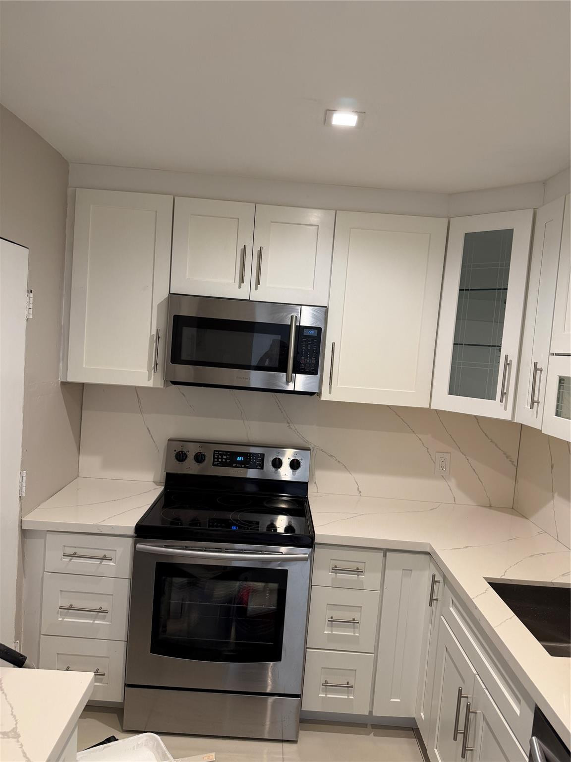 Imperial Point Colonnades - Residential Lease