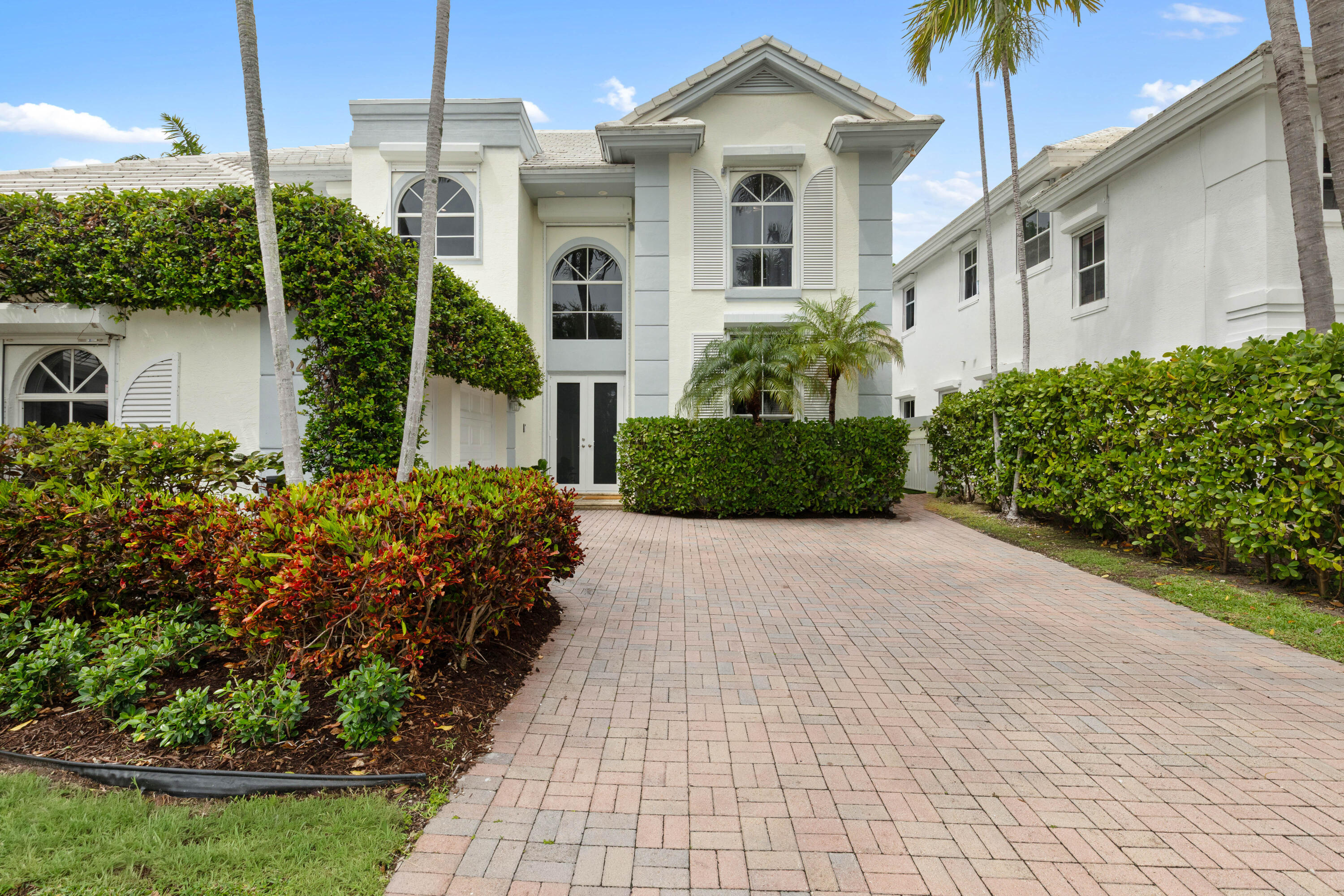 24 Grand Bay Estates Circle