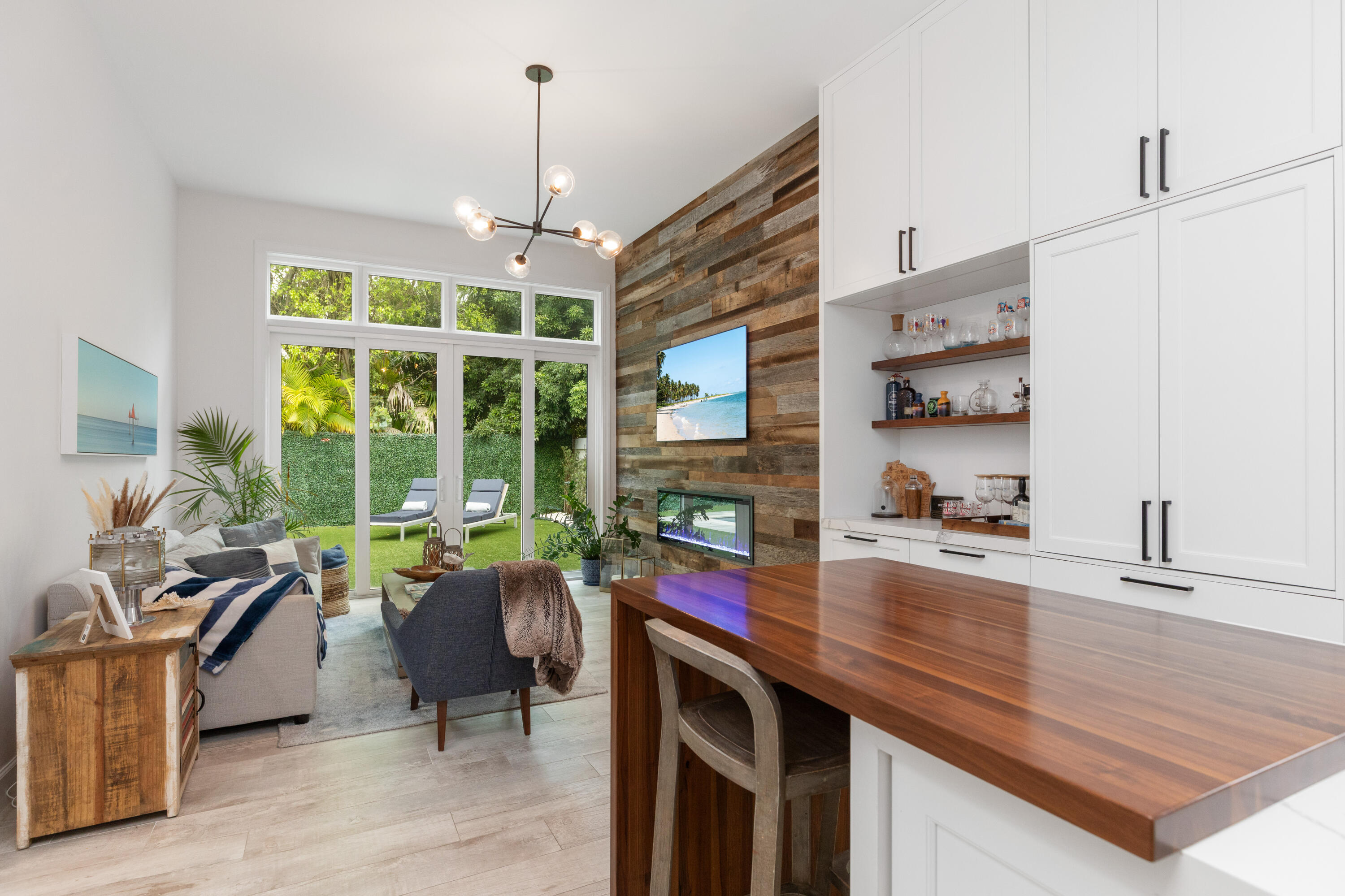 GRAND KEY ESTATES - Residential