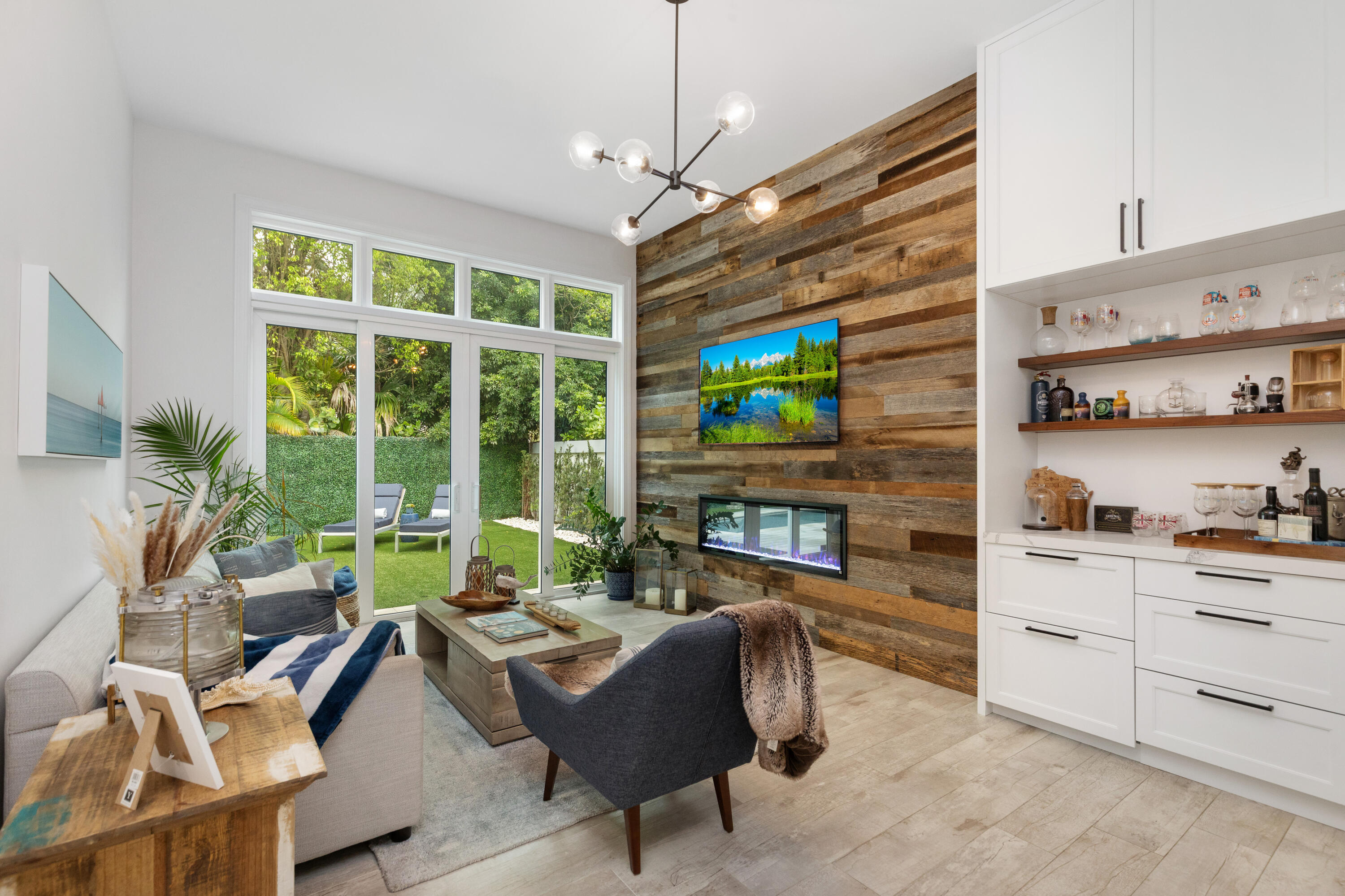 GRAND KEY ESTATES - Residential