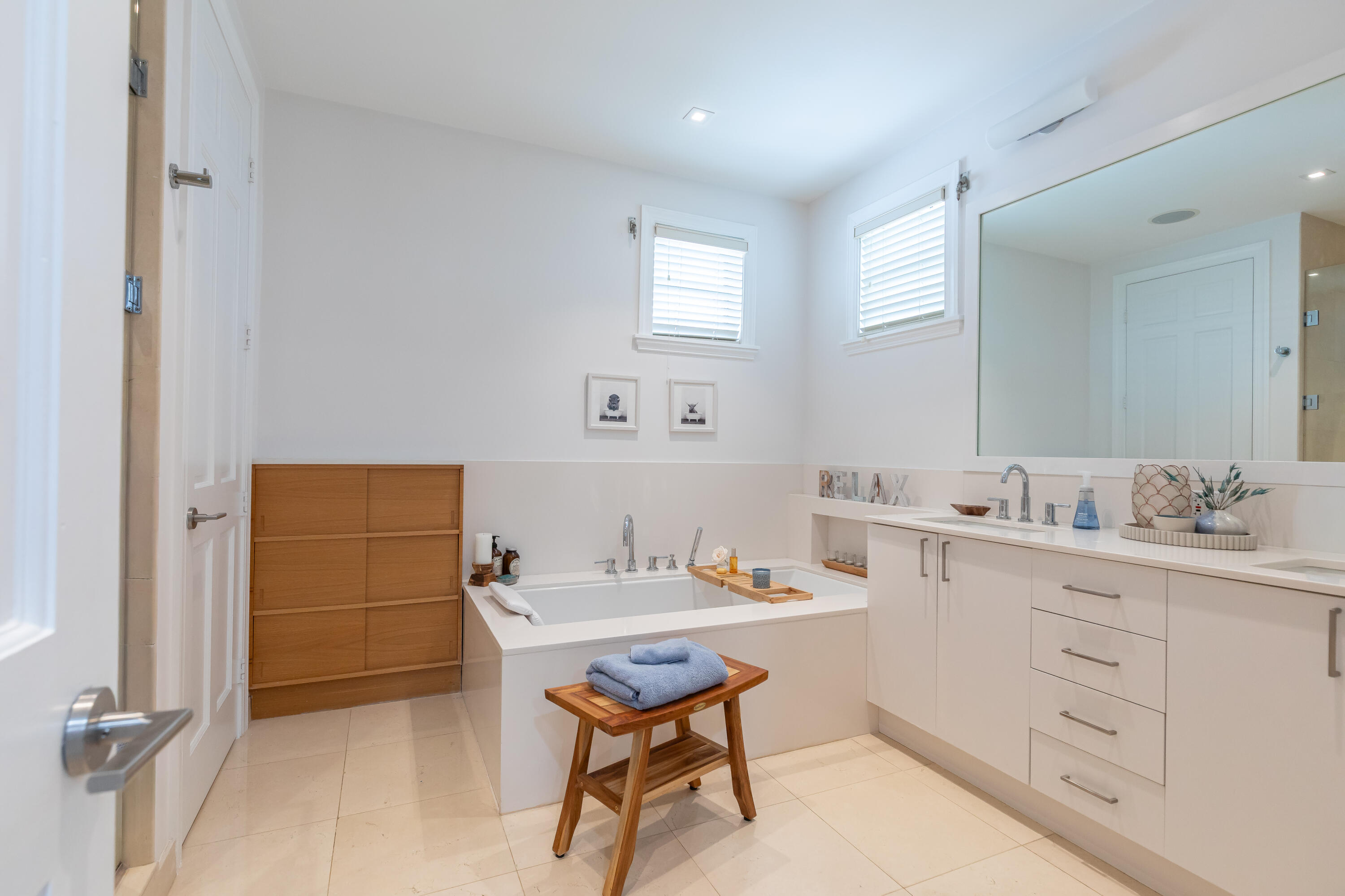 GRAND KEY ESTATES - Residential