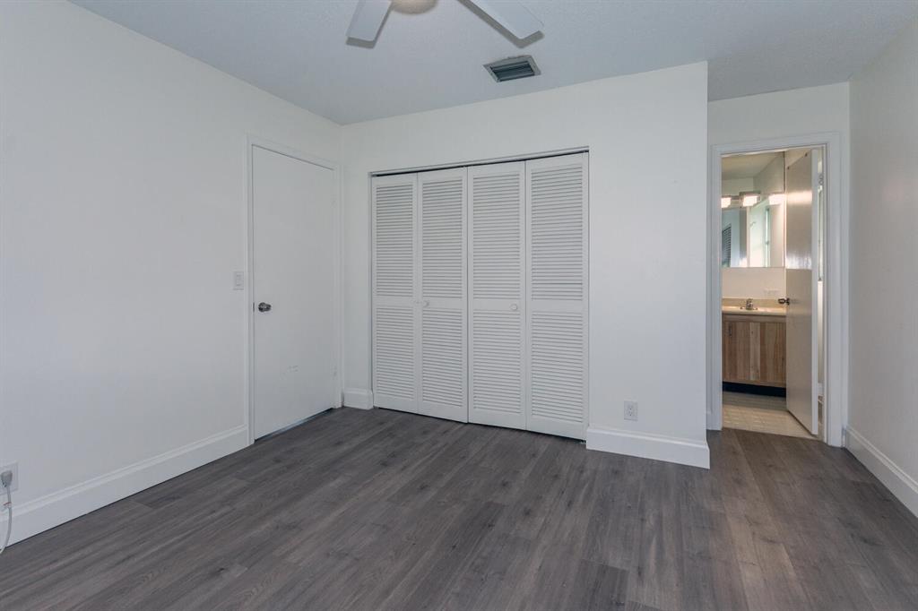 LOS MANGOS - Residential