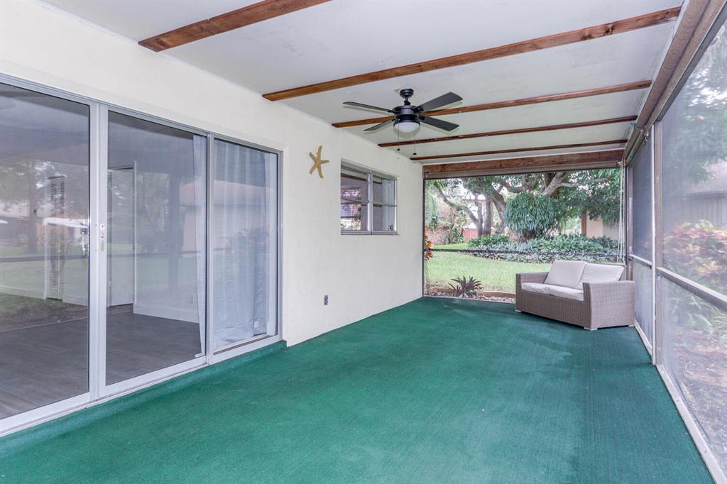 LOS MANGOS - Residential