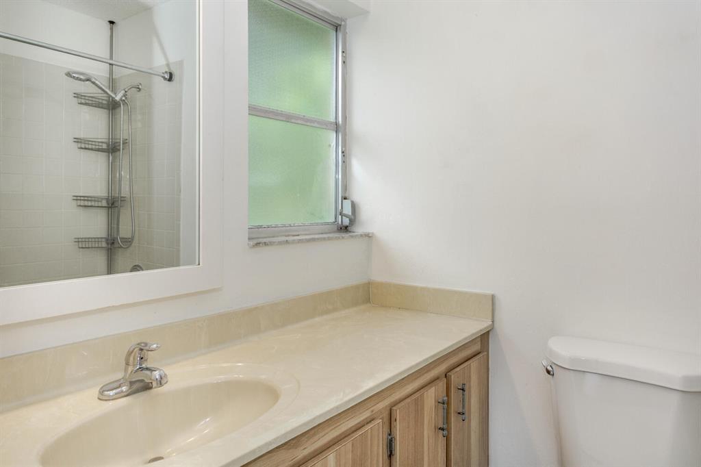 LOS MANGOS - Residential