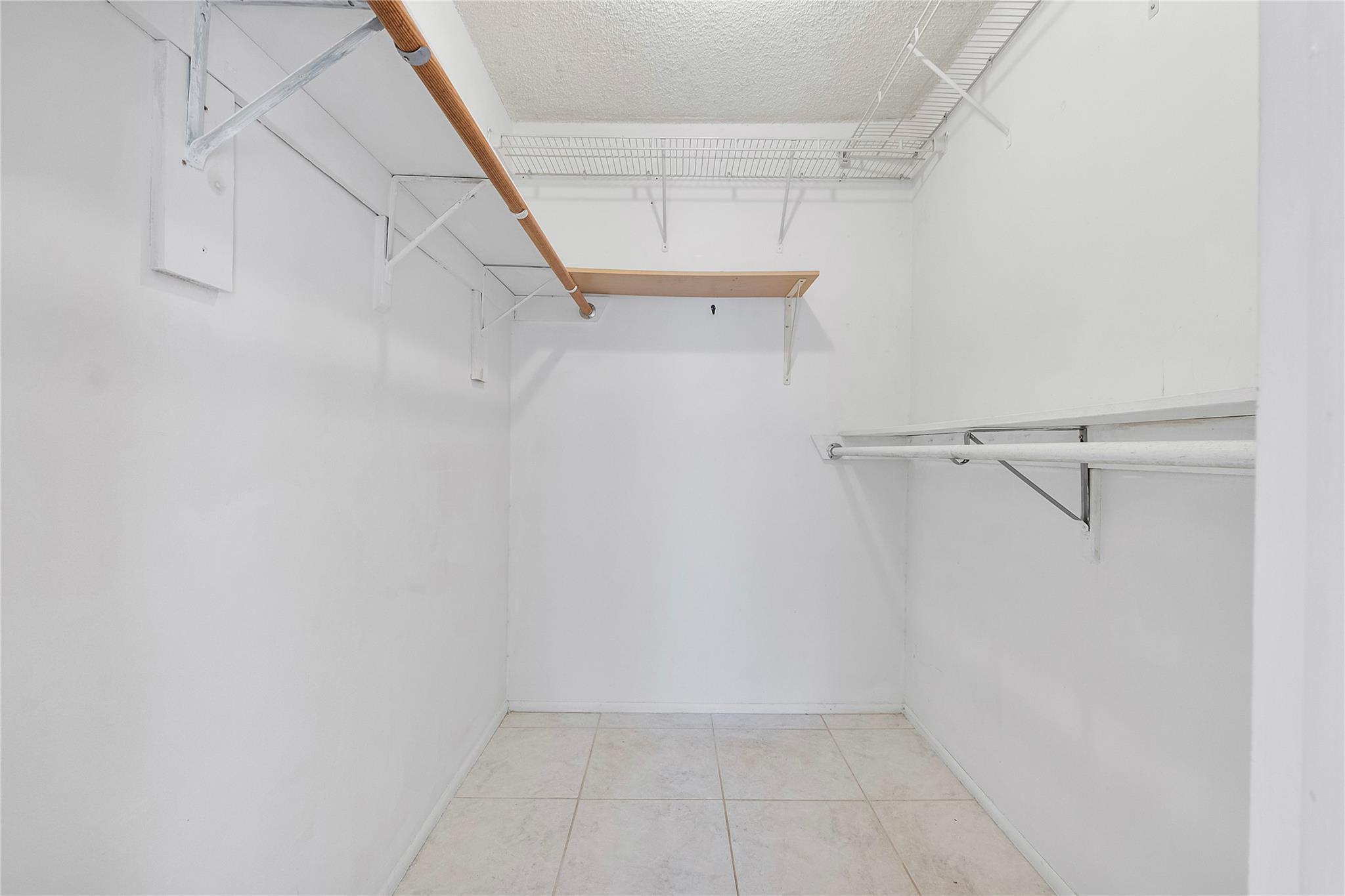 Parliament House Condo - Residential Lease