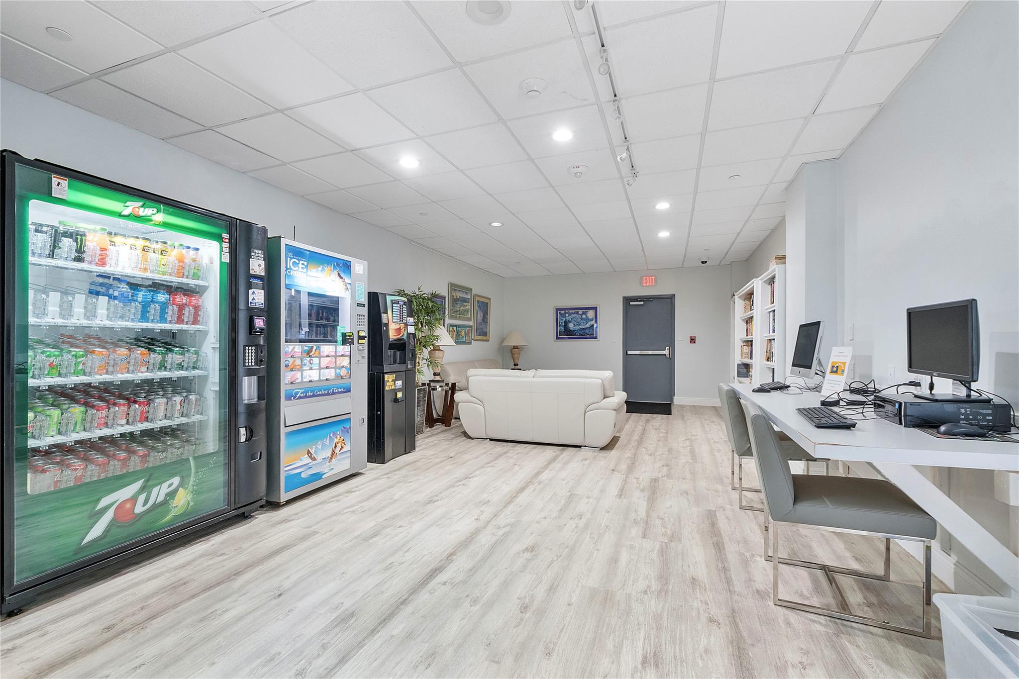 Parliament House Condo - Residential Lease