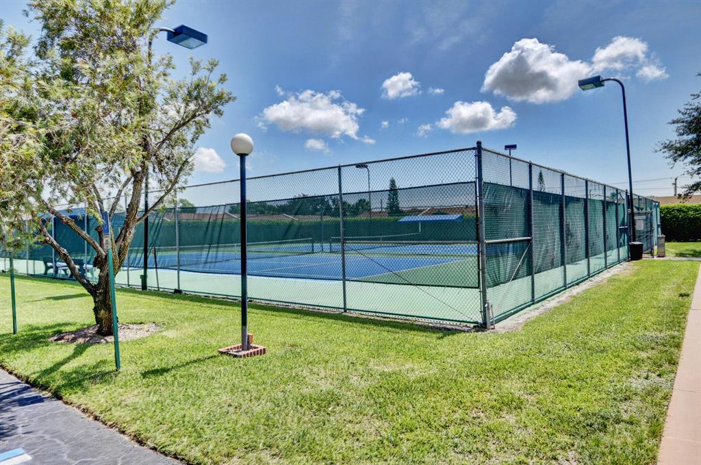 LAS VERDES - Residential