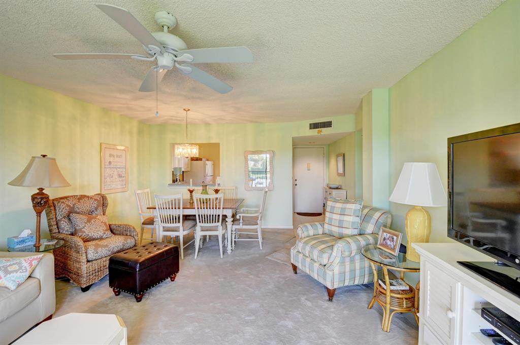 LAS VERDES - Residential