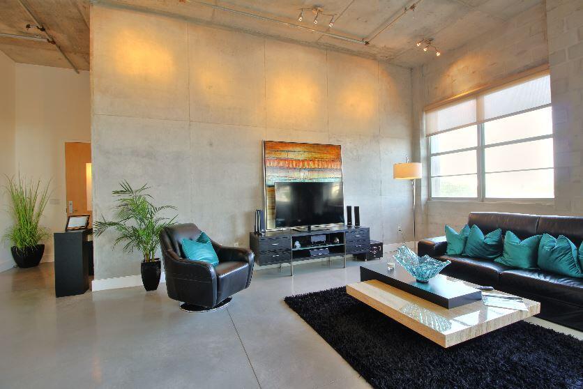 445 N Andrews Avenue 301