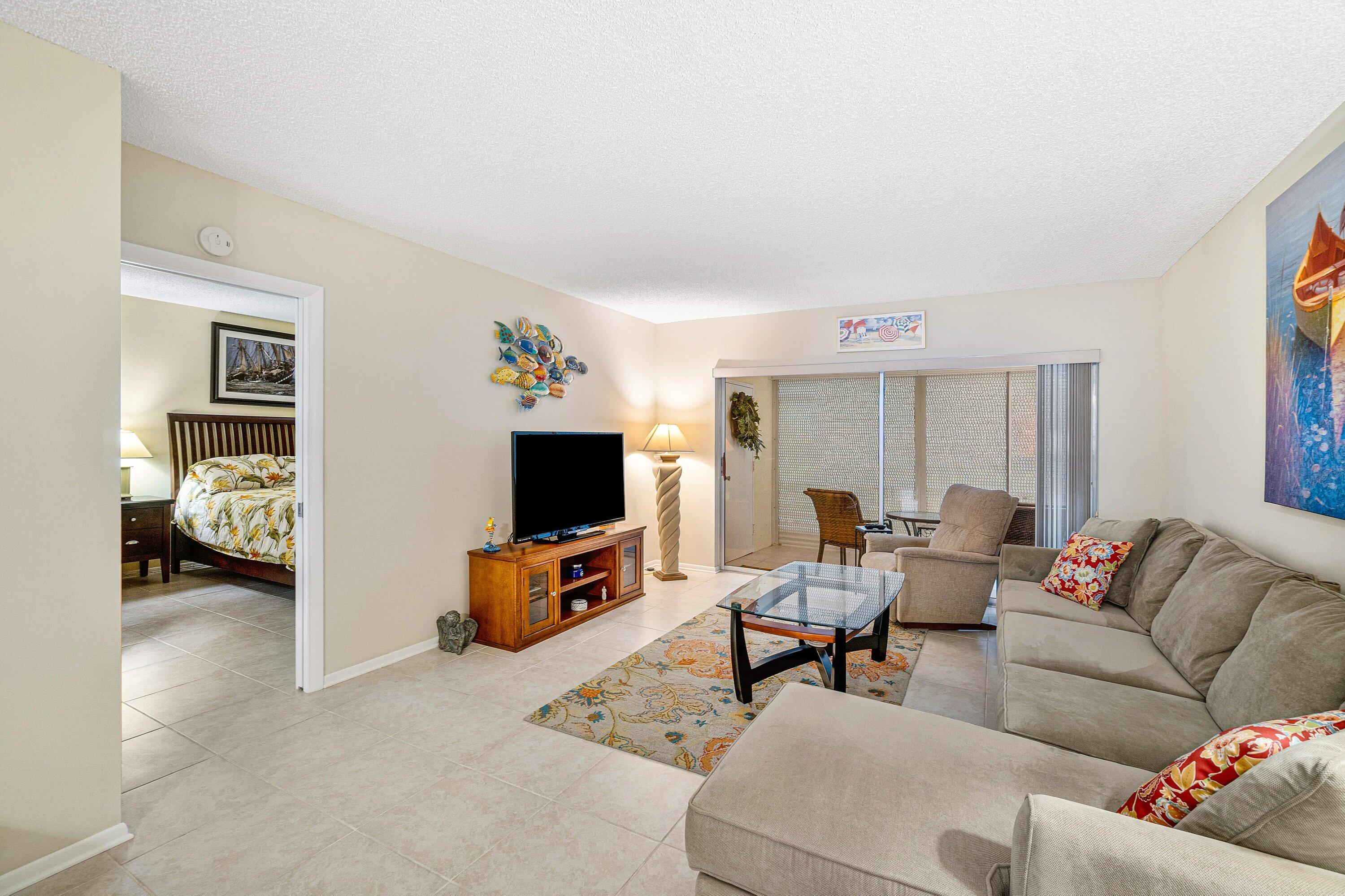 SABAL PINE CONDO - Residential