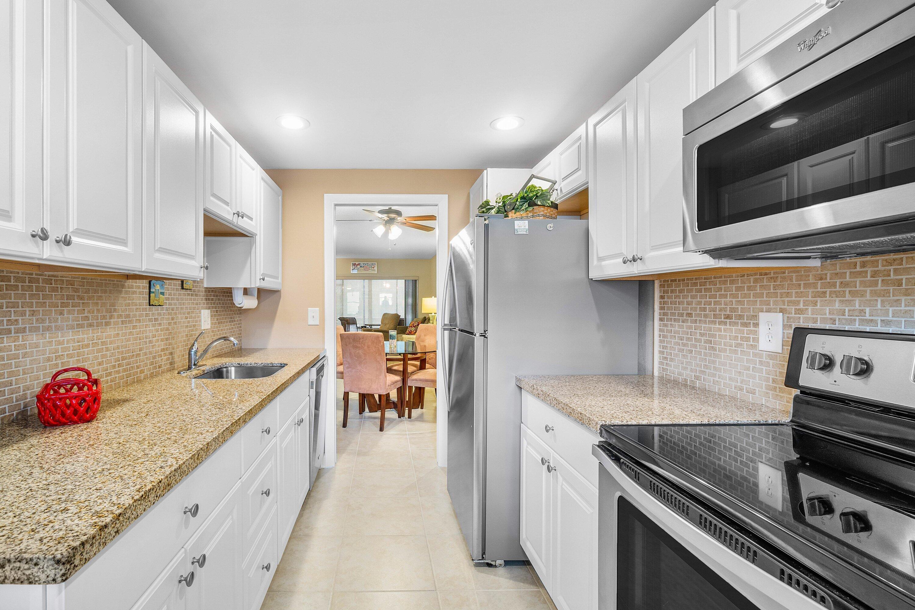 SABAL PINE CONDO - Residential