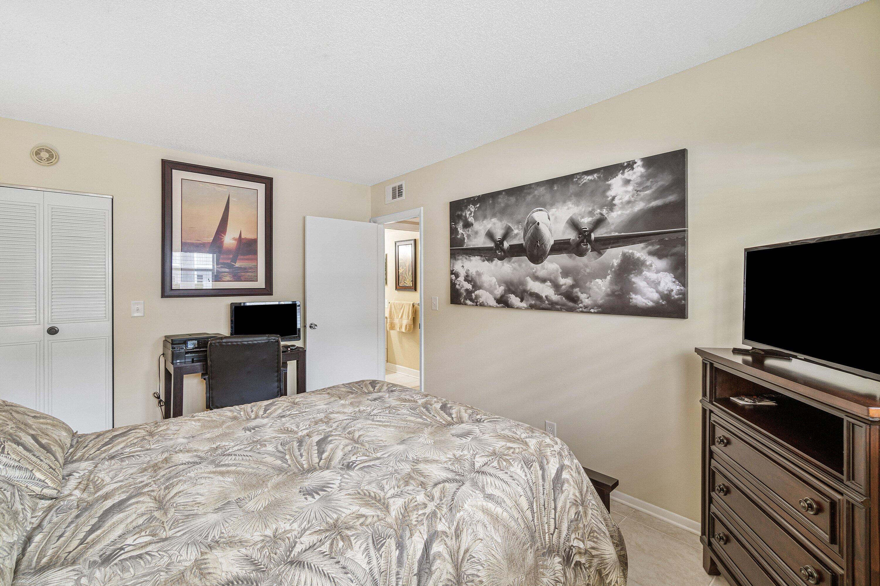 SABAL PINE CONDO - Residential