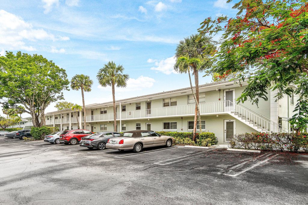 Photo of 2700 SW 22nd Avenue #1409, Delray Beach, FL 33445 (MLS # B26033865)