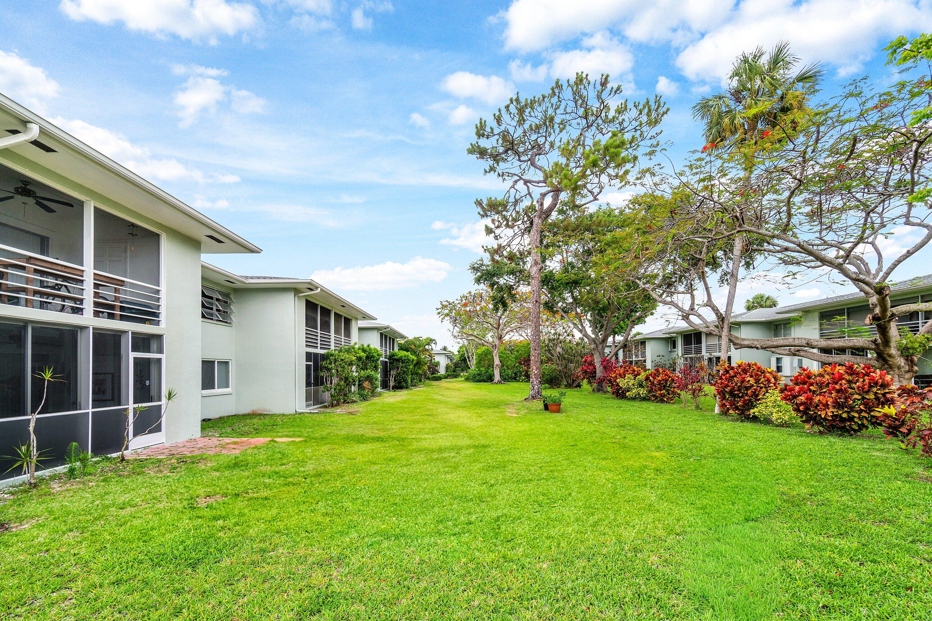 SABAL PINE CONDO - Residential