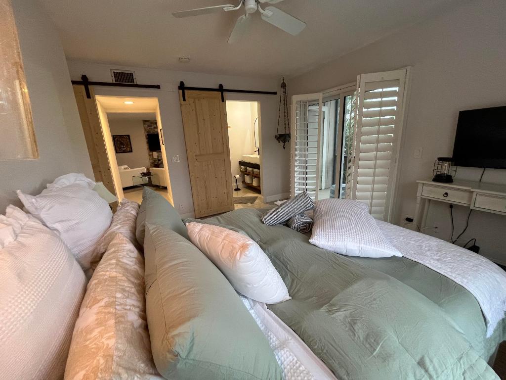 RIVERBEND CONDO - Residential