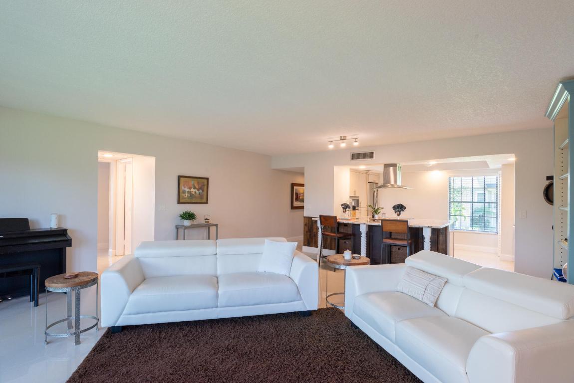 RIVERBEND CONDO - Residential