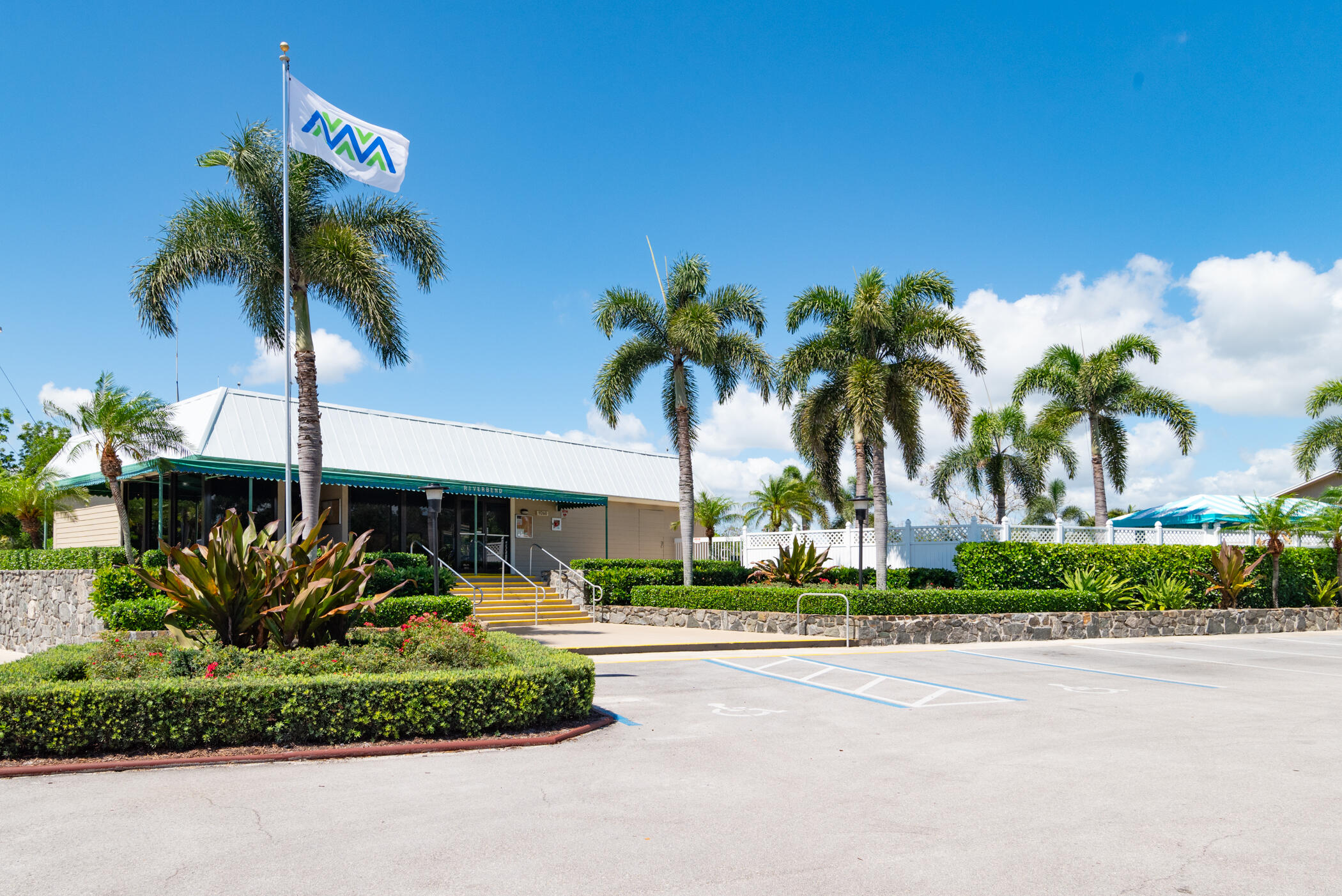 RIVERBEND CONDO - Residential