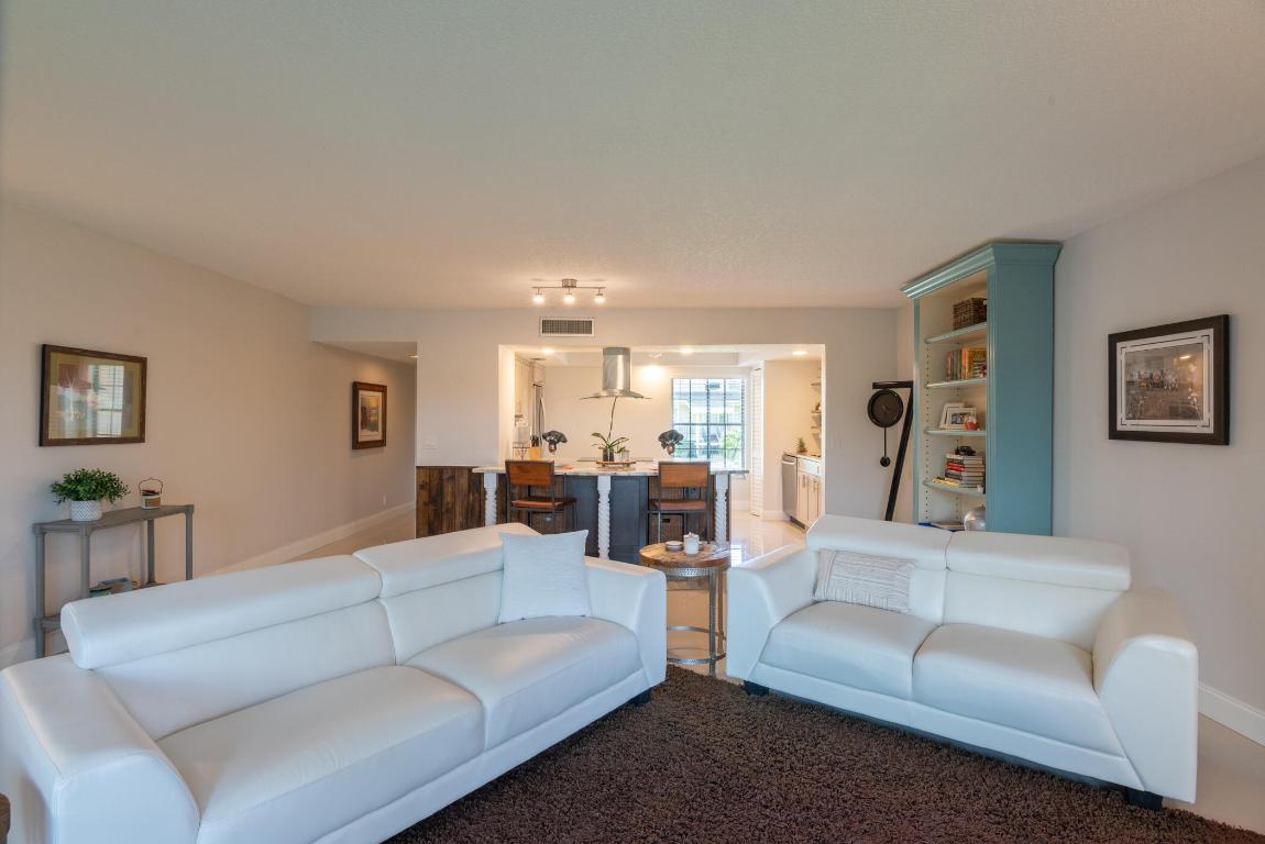 RIVERBEND CONDO - Residential