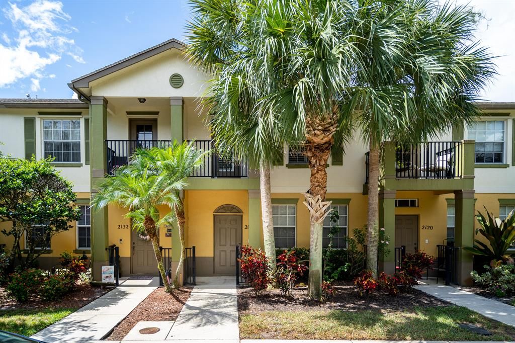 Photo of 2126 SE Labelle Drive Dr, Port St Lucie, FL 34952 (MLS # R10813769)