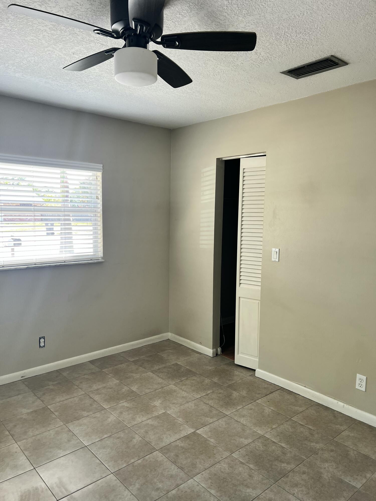 ELMWOOD EST - Residential Lease