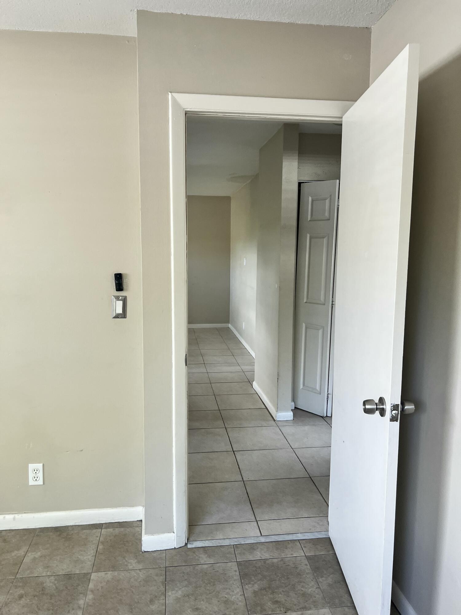 ELMWOOD EST - Residential Lease