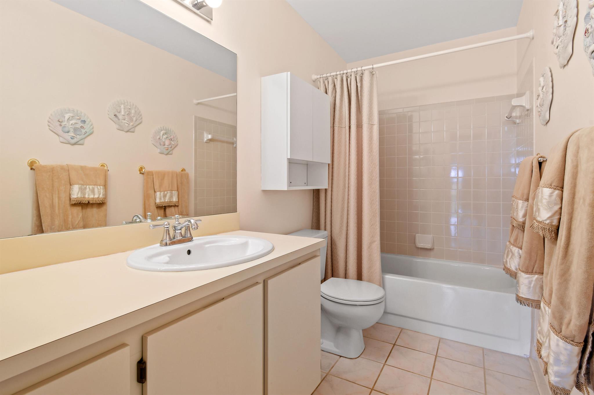 INDIAN CREEK PH IV-B - Residential