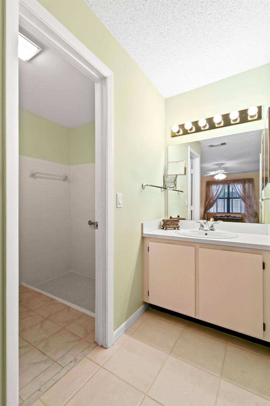 INDIAN CREEK PH IV-B - Residential