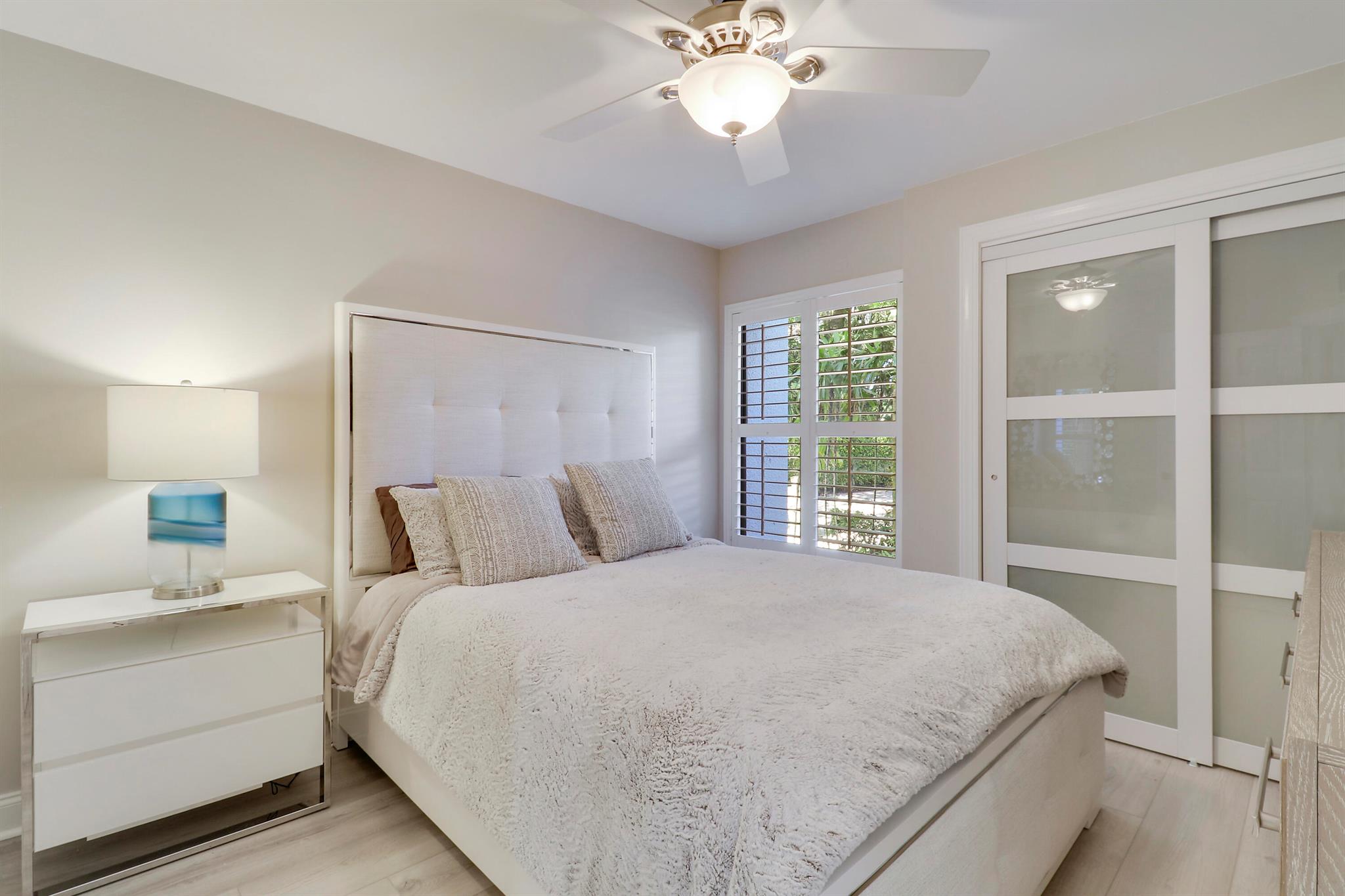 BAY COLONY CONDO - Residential Lease