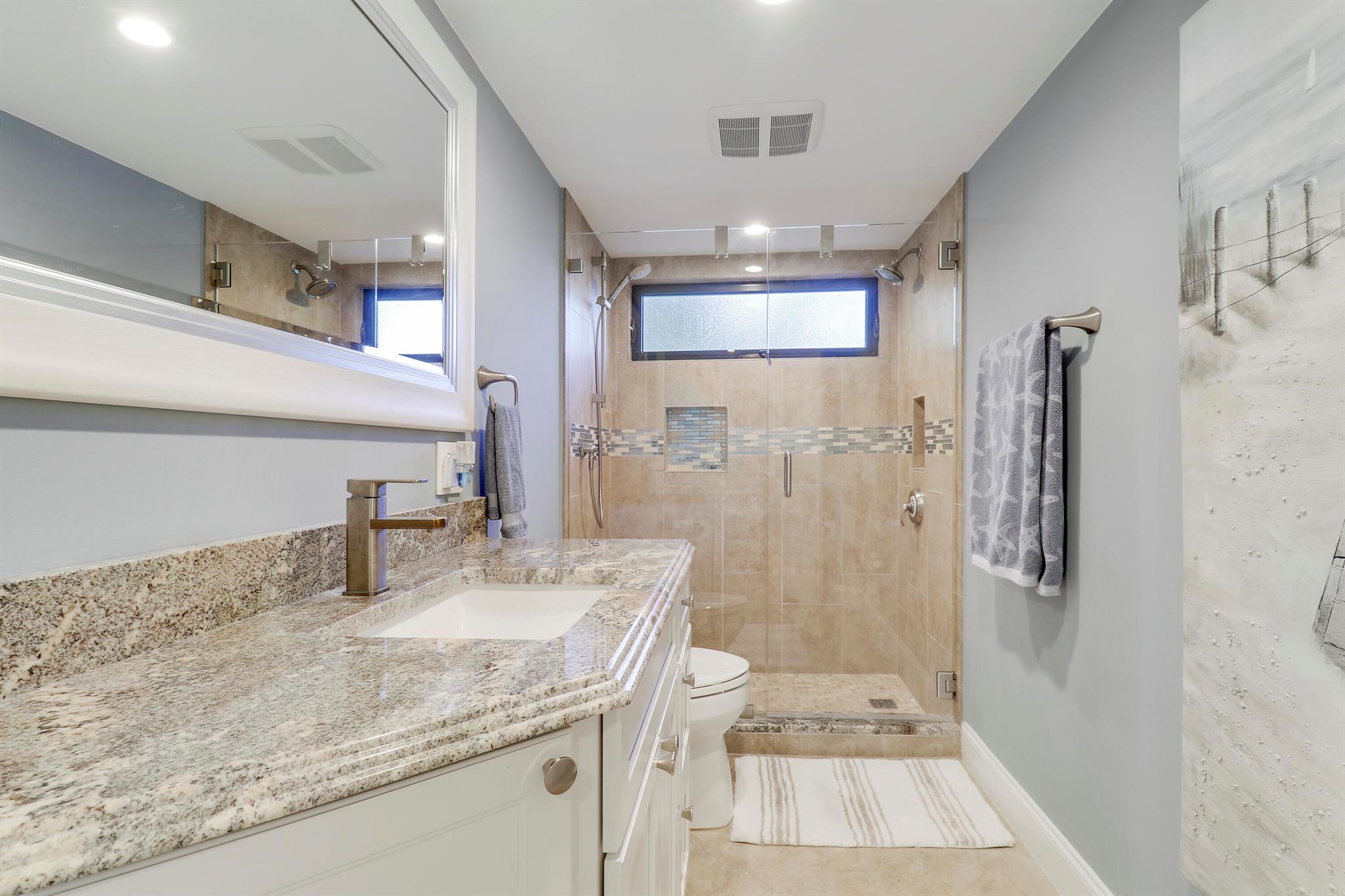 BAY COLONY CONDO - Residential Lease