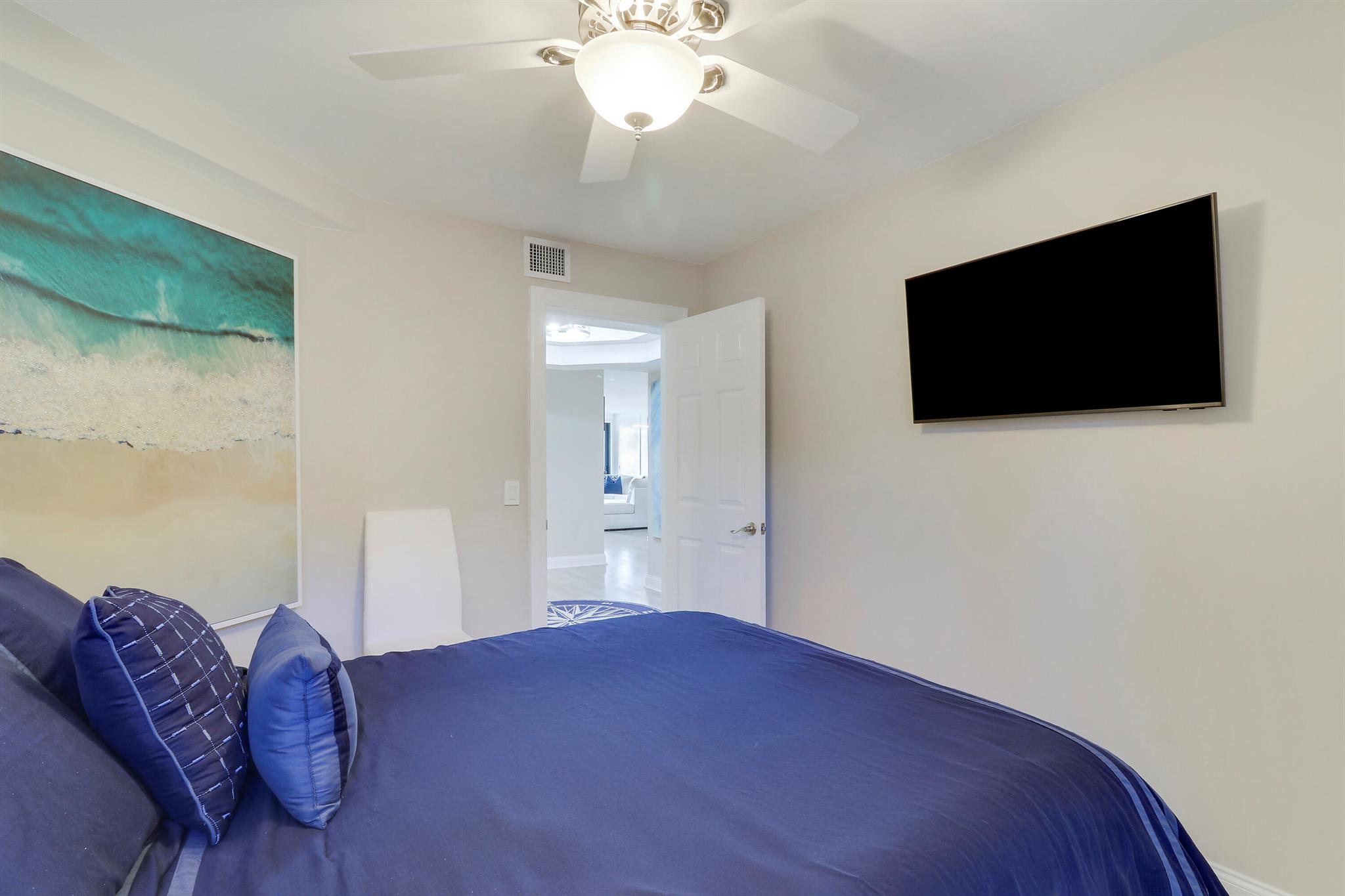 BAY COLONY CONDO - Residential Lease