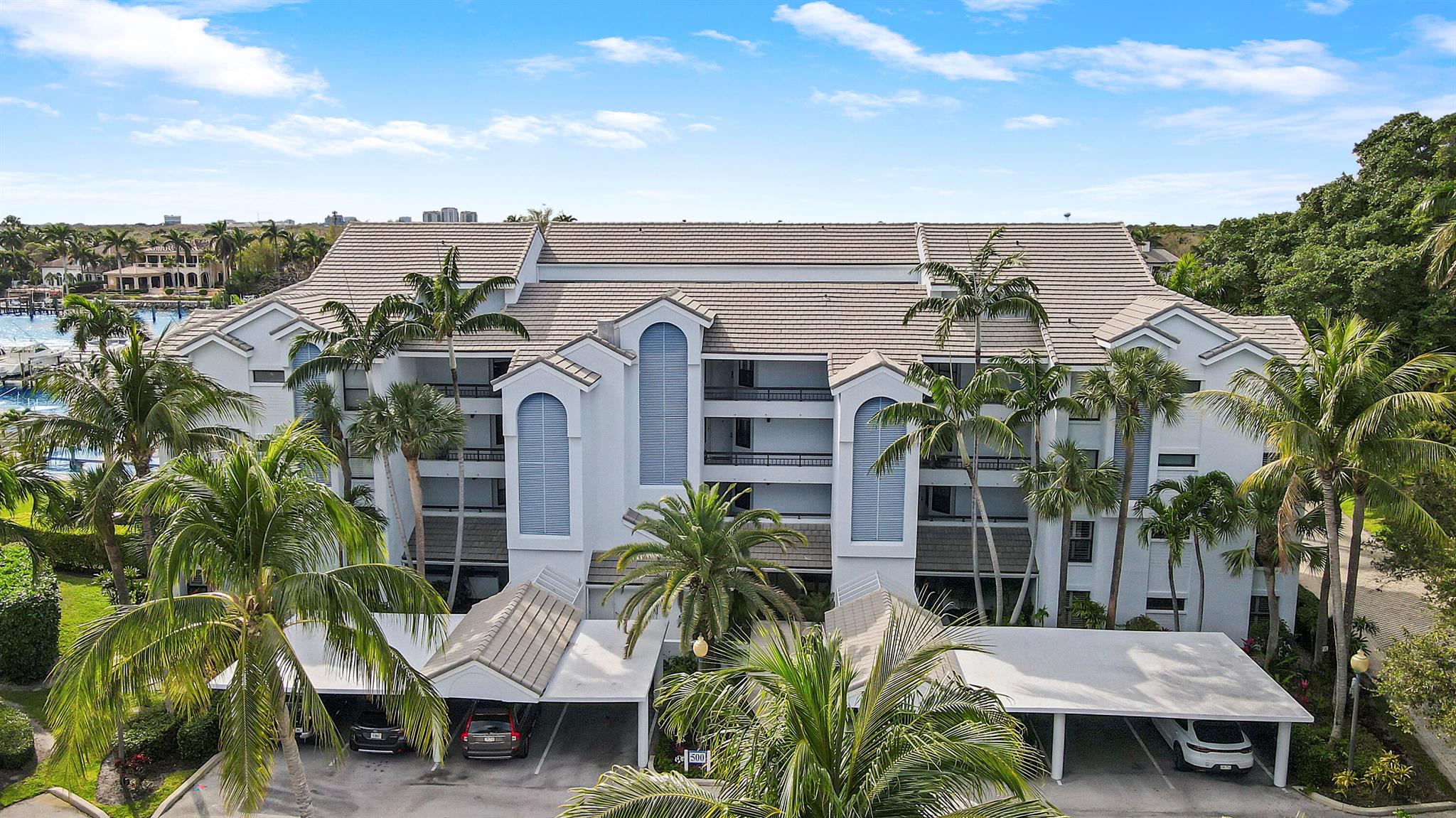 BAY COLONY CONDO - Residential Lease