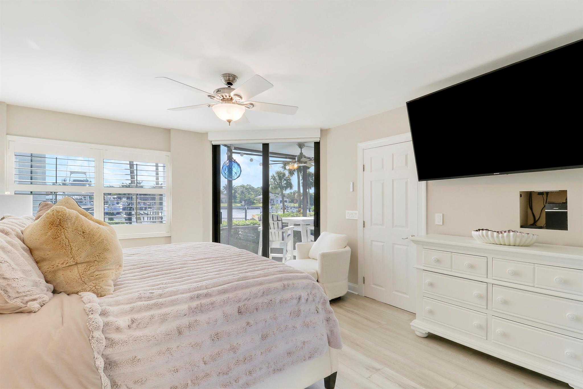 BAY COLONY CONDO - Residential Lease