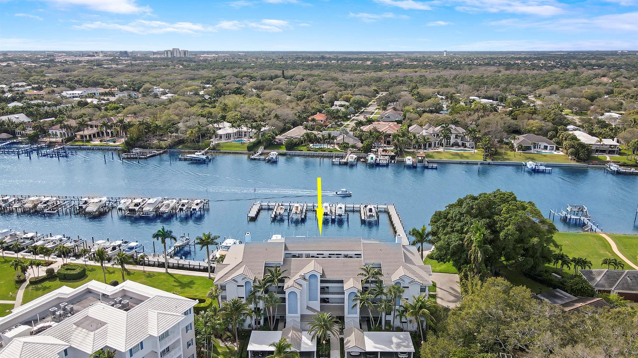 BAY COLONY CONDO - Residential Lease