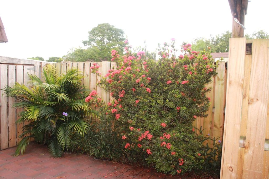 Photo of 1213 12th Lane, Palm Beach Gardens, FL 33418 (MLS # R11052603)