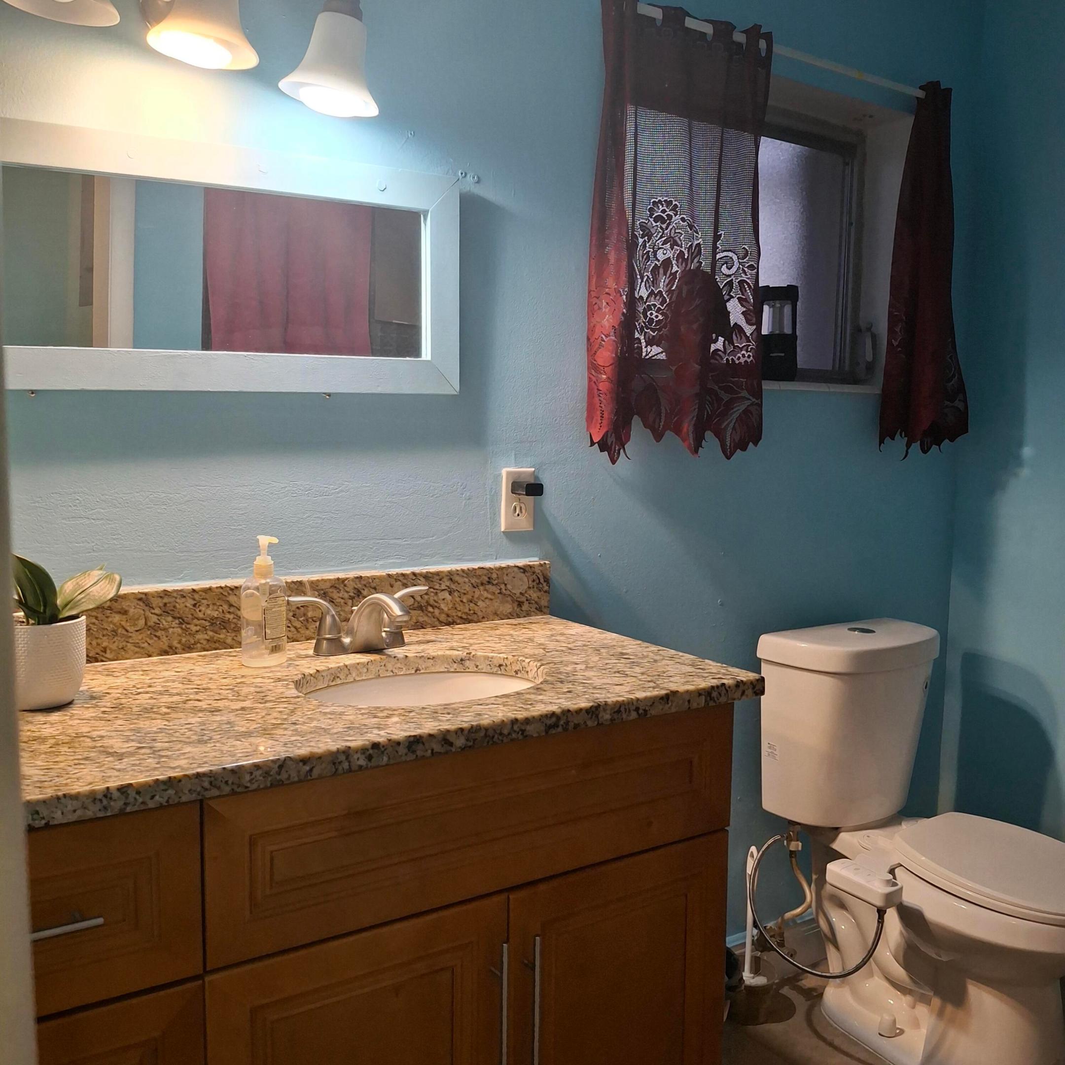 CRESTHAVEN VILLAS CONDO 26 - Residential