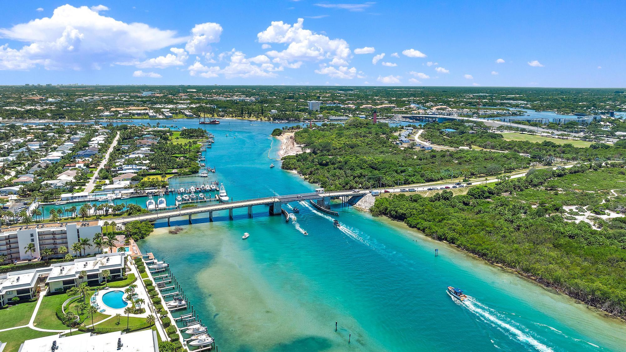 ISLAND HOUSE NORTHEAST - Residential