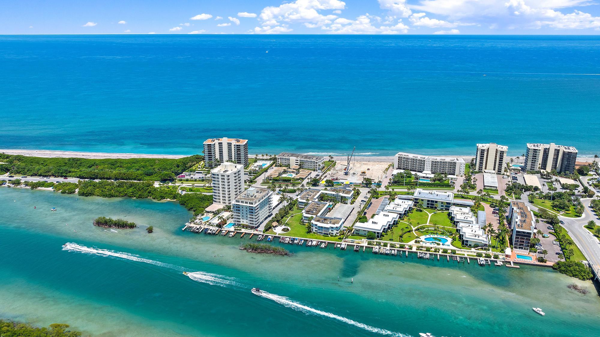 ISLAND HOUSE NORTHEAST - Residential