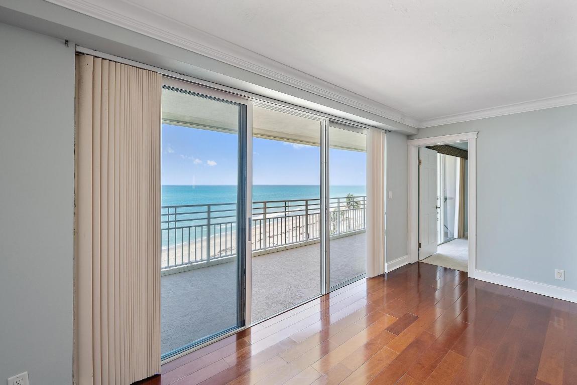 ISLAND HOUSE NORTHEAST - Residential